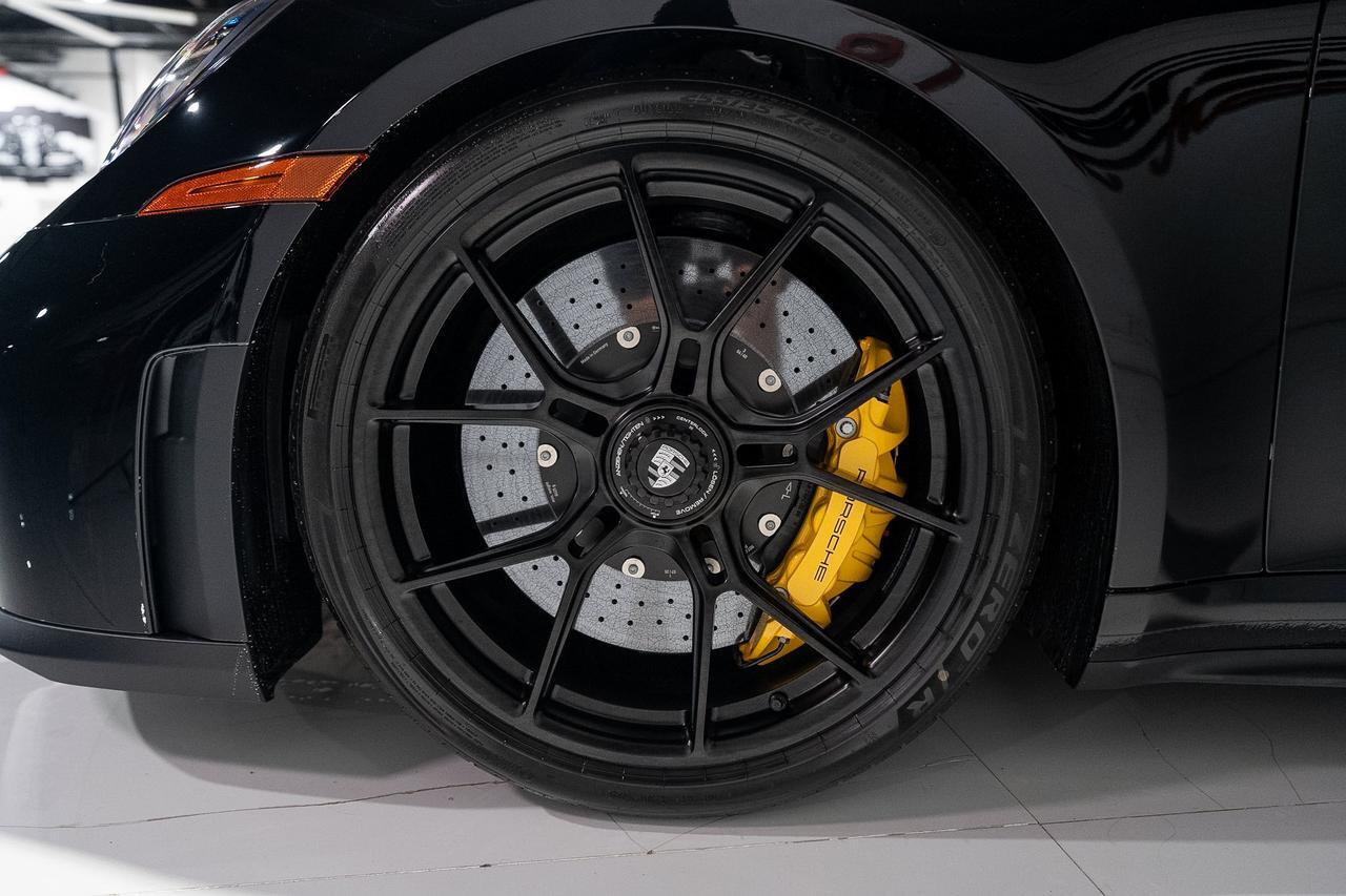 2026 Porsche 911 GT3 Touring 6-SPEED MANUAL! Extended leather,Exclusive Design taillights,PCCB AND MUCH MORE!! Fort Lauderdale FL