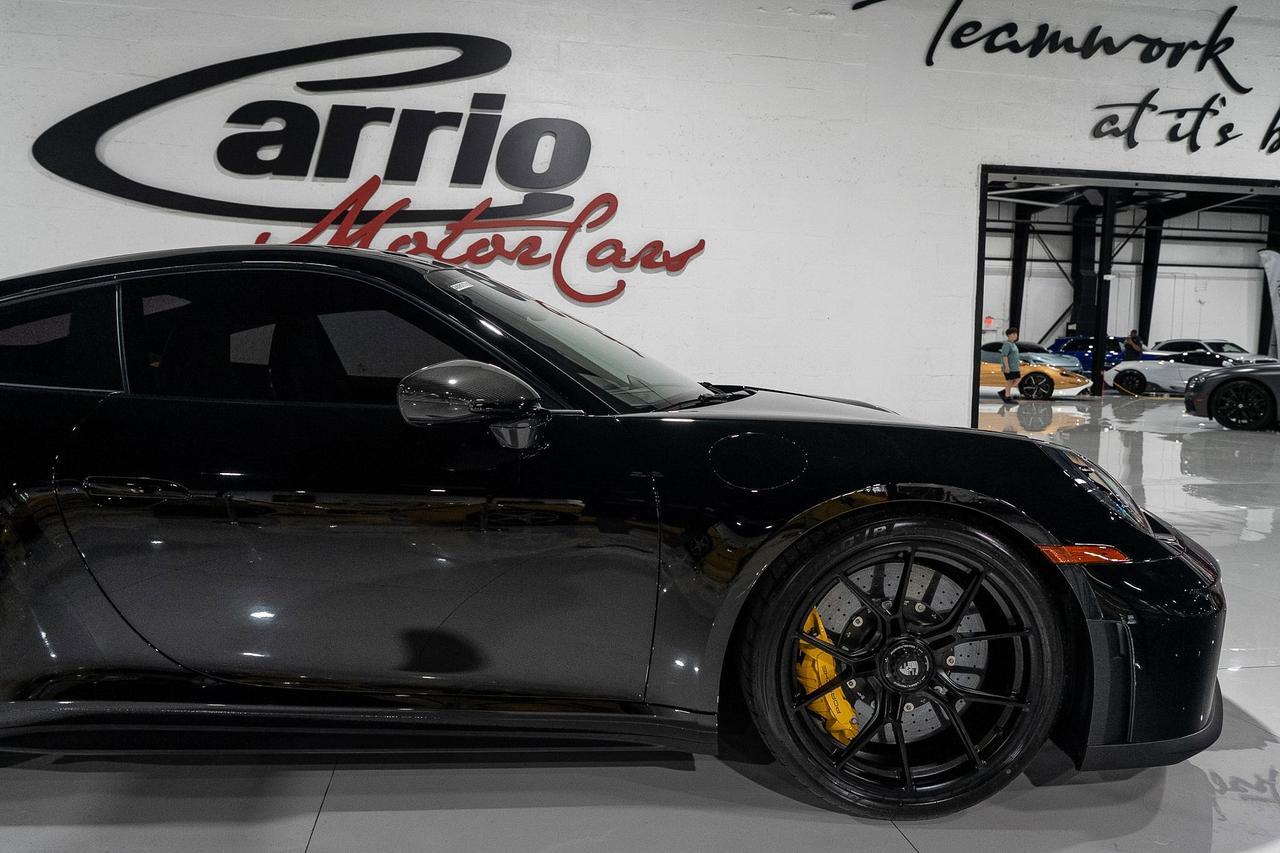 2026 Porsche 911 GT3 Touring 6-SPEED MANUAL! Extended leather,Exclusive Design taillights,PCCB AND MUCH MORE!! Fort Lauderdale FL