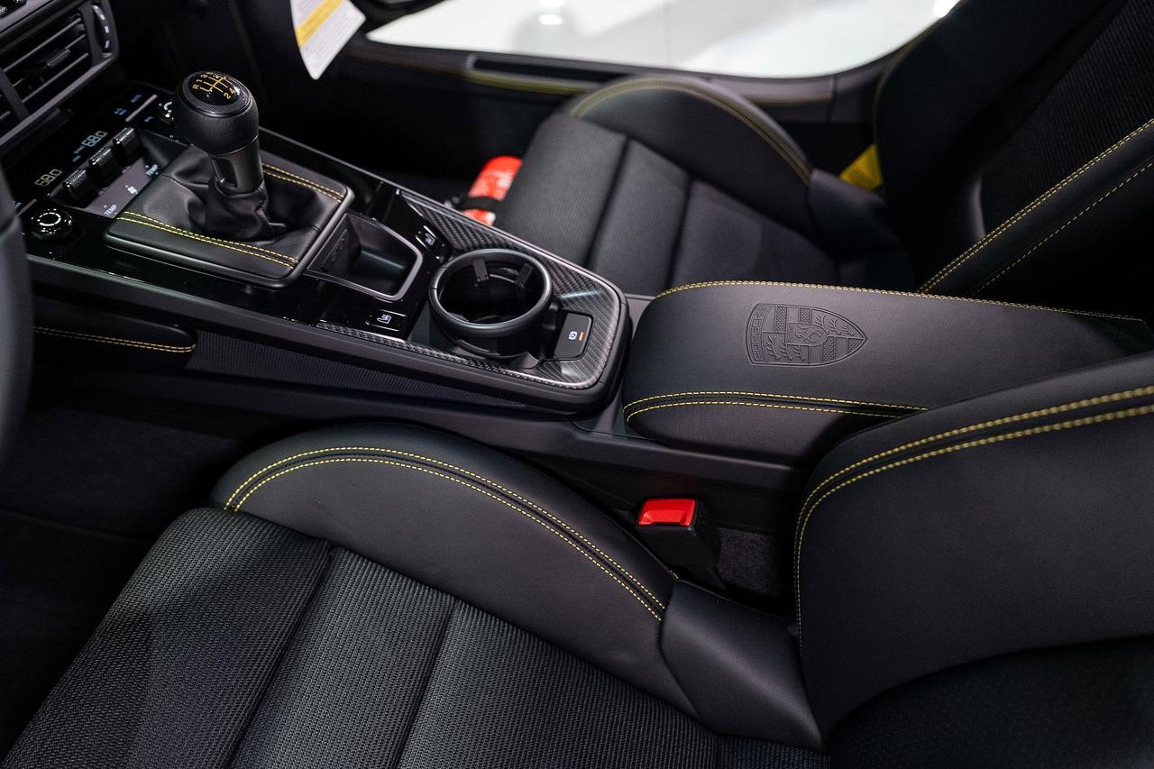 2026 Porsche 911 GT3 Touring 6-SPEED MANUAL! Extended leather,Exclusive Design taillights,PCCB AND MUCH MORE!! Fort Lauderdale FL