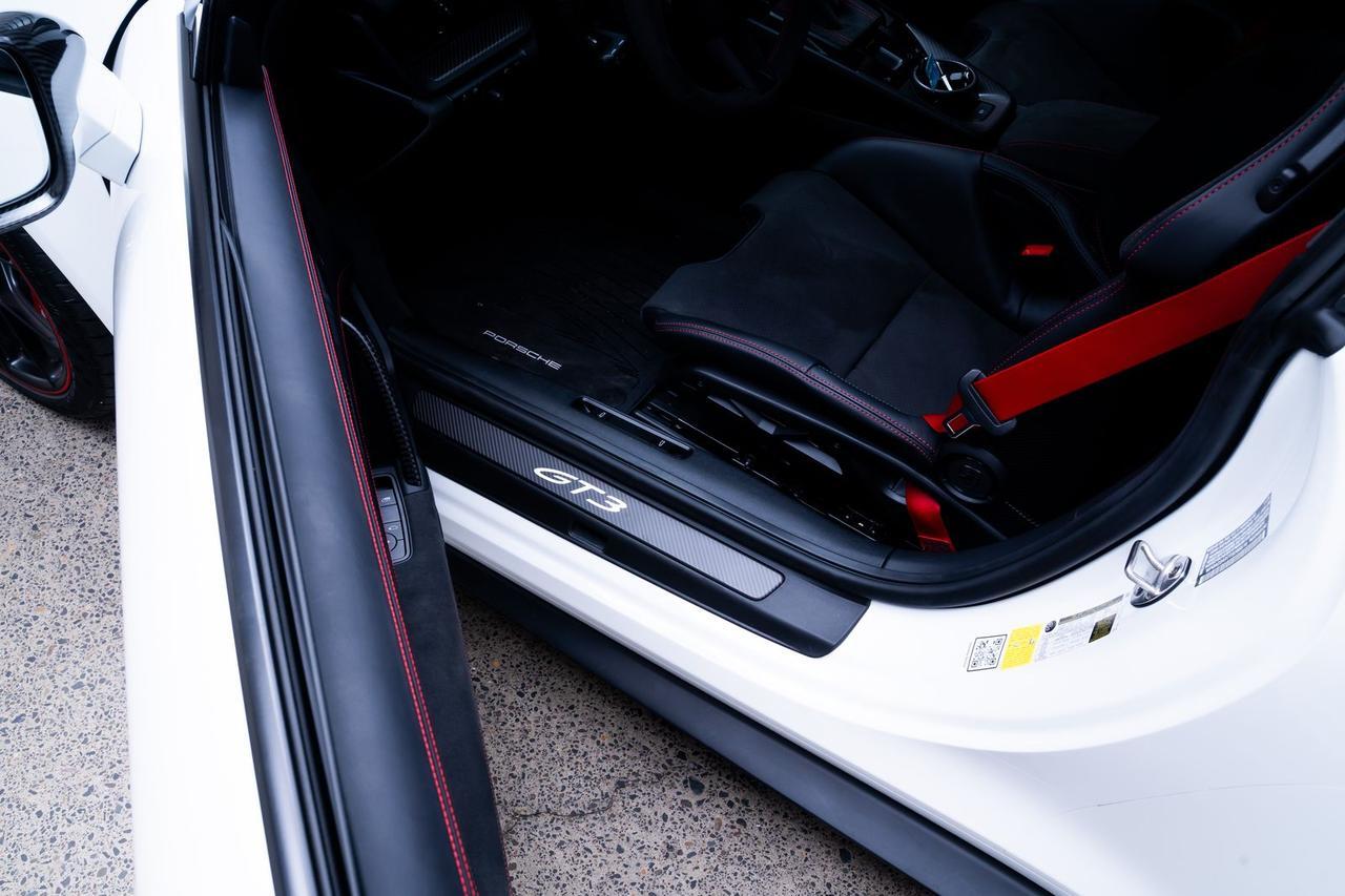 2026 Porsche 911 GT3 Weissach Pkg / FAL / Buckets / Matrix LEDs Portland OR
