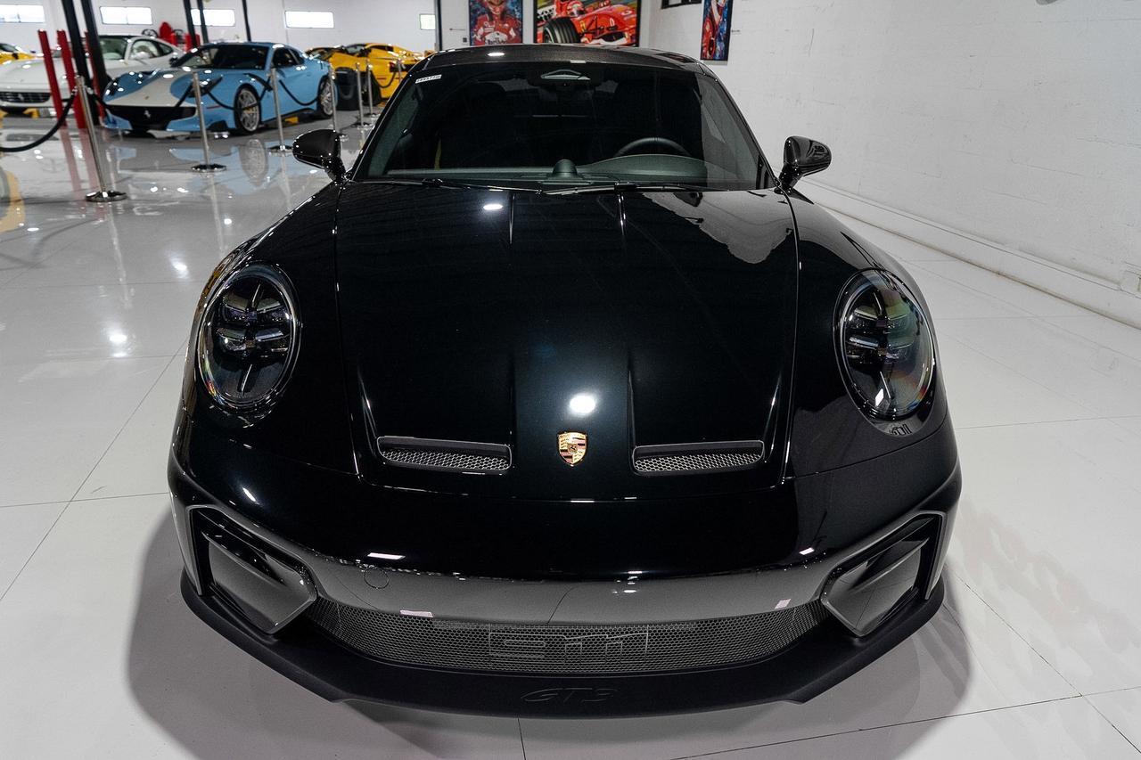 2026 Porsche 911 GT3 w/Touring Package