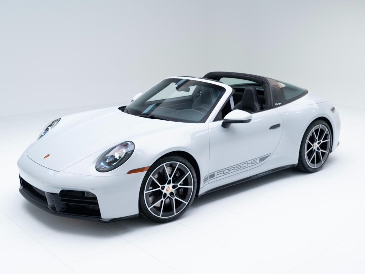 2026 Porsche 911 Targa 4S