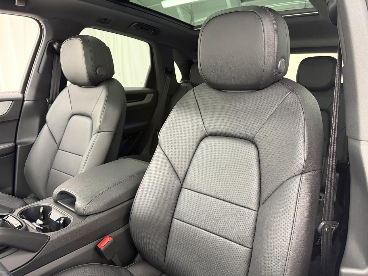 2026 Porsche Cayenne Newark DE