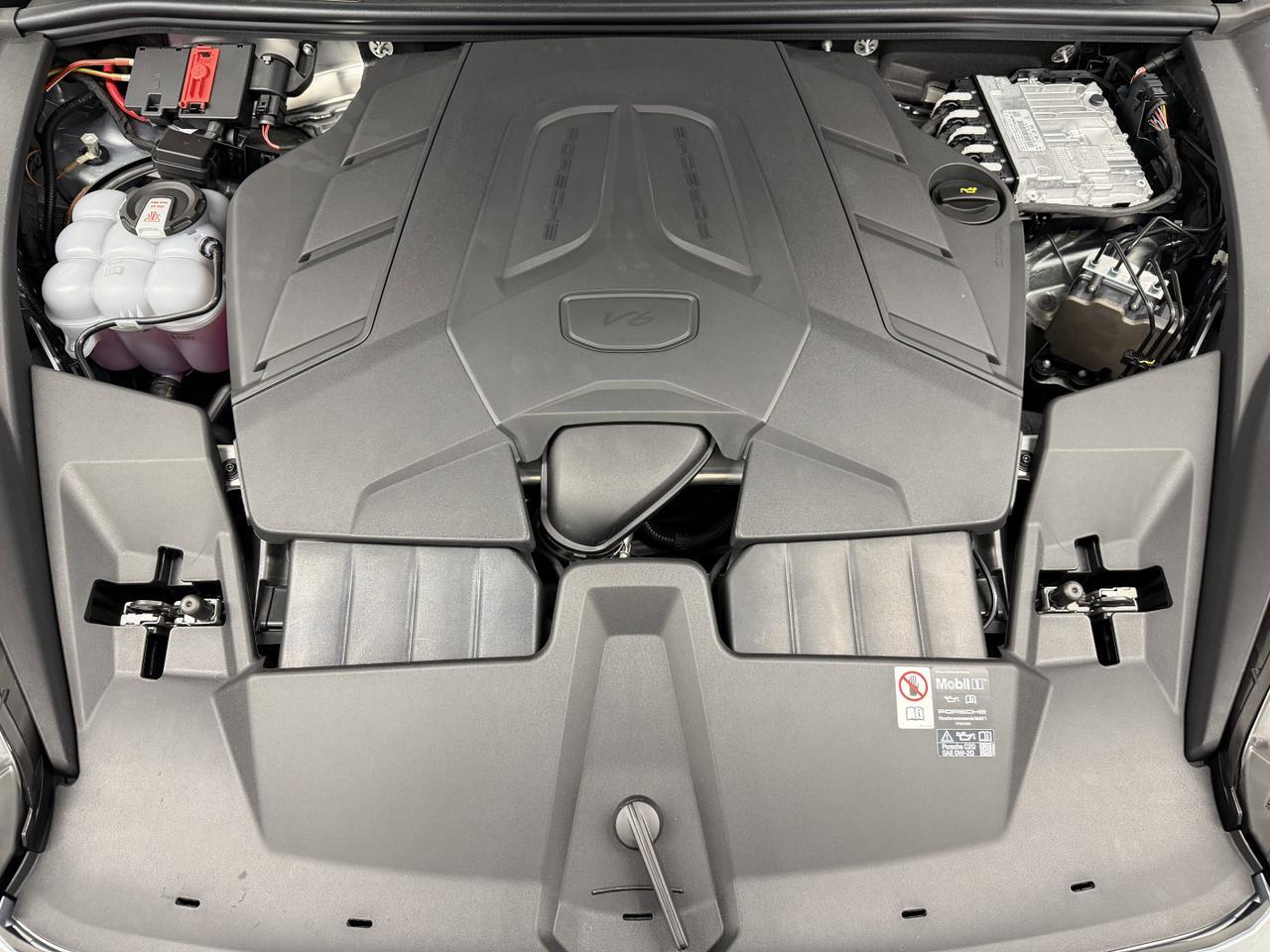 2026 Porsche Cayenne Newark DE