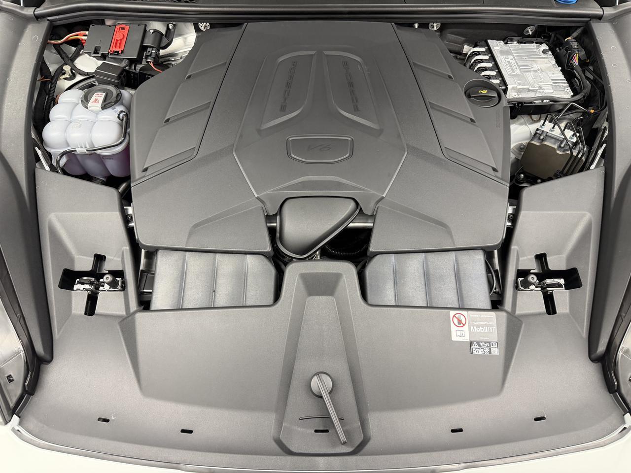 2026 Porsche Cayenne Newark DE