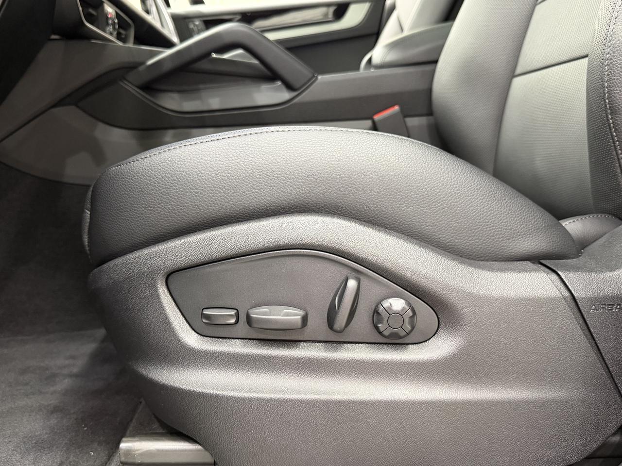 2026 Porsche Cayenne Newark DE
