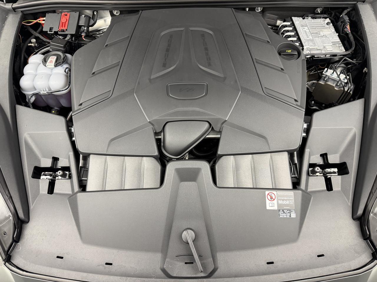 2026 Porsche Cayenne Newark DE