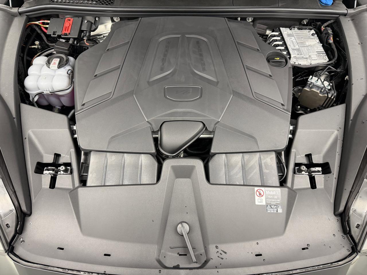 2026 Porsche Cayenne Newark DE