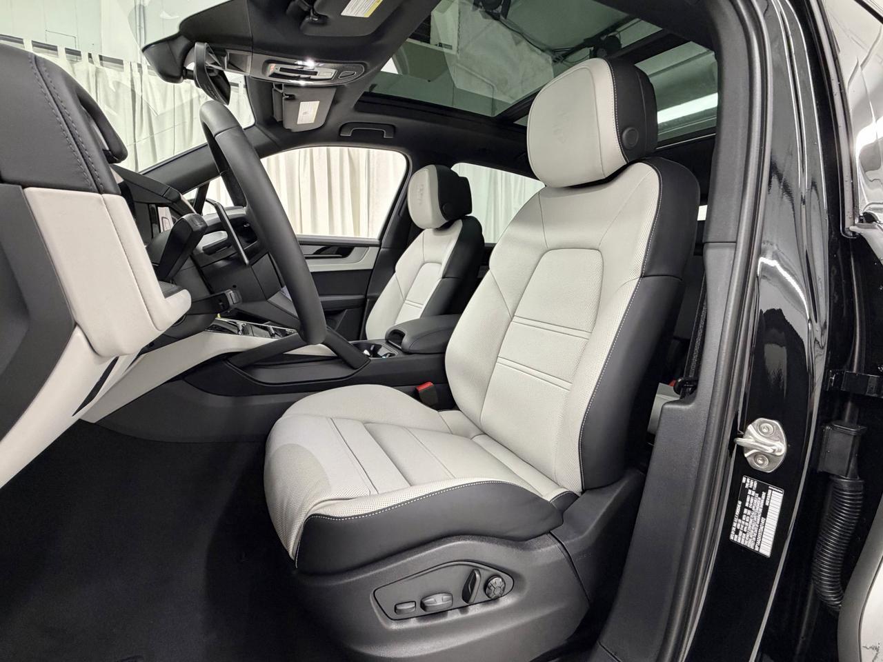 2026 Porsche Cayenne Newark DE