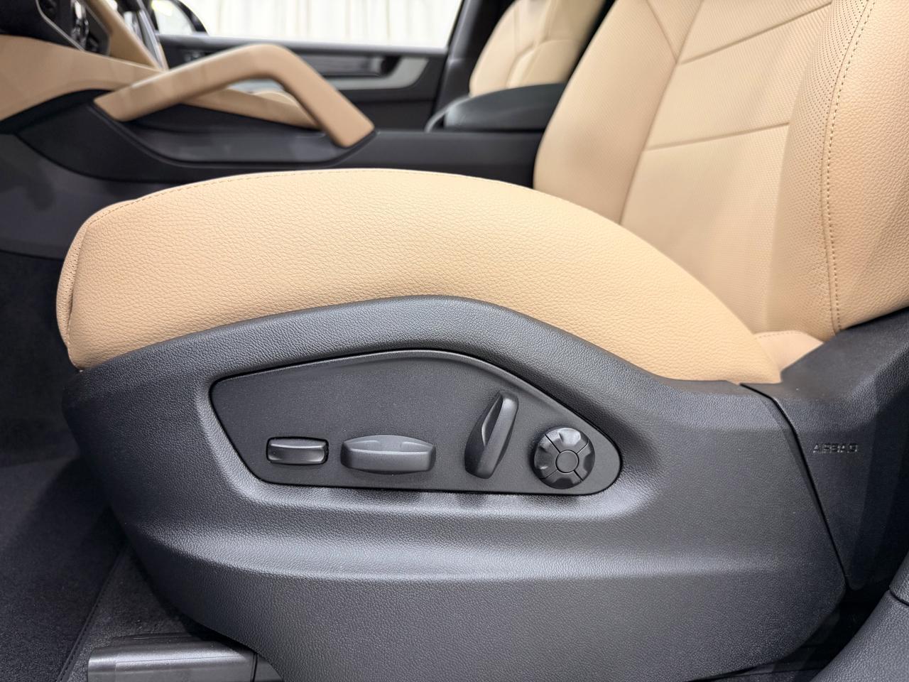 2026 Porsche Cayenne Newark DE