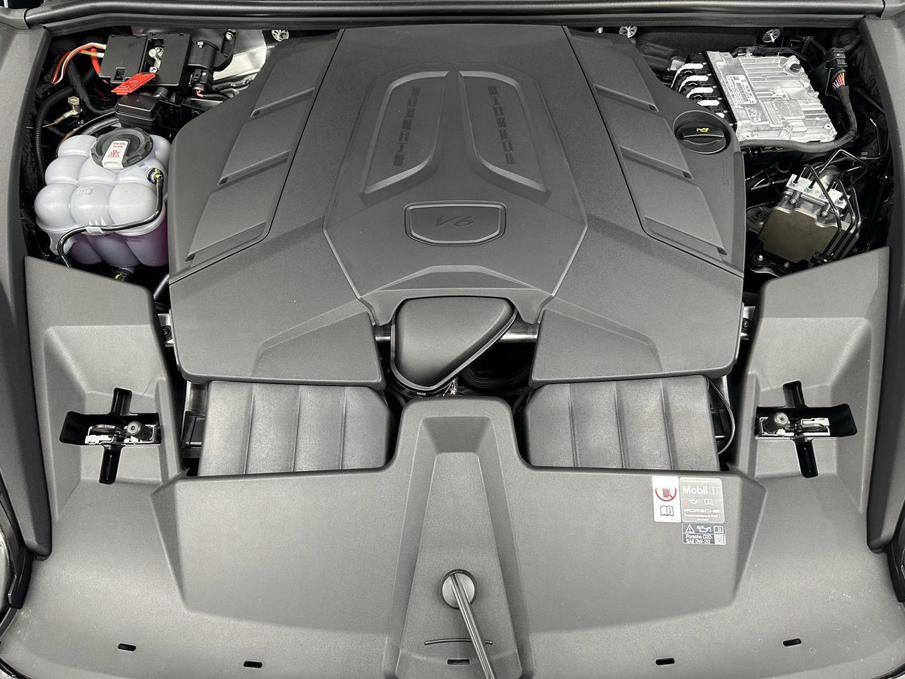 2026 Porsche Cayenne Newark DE