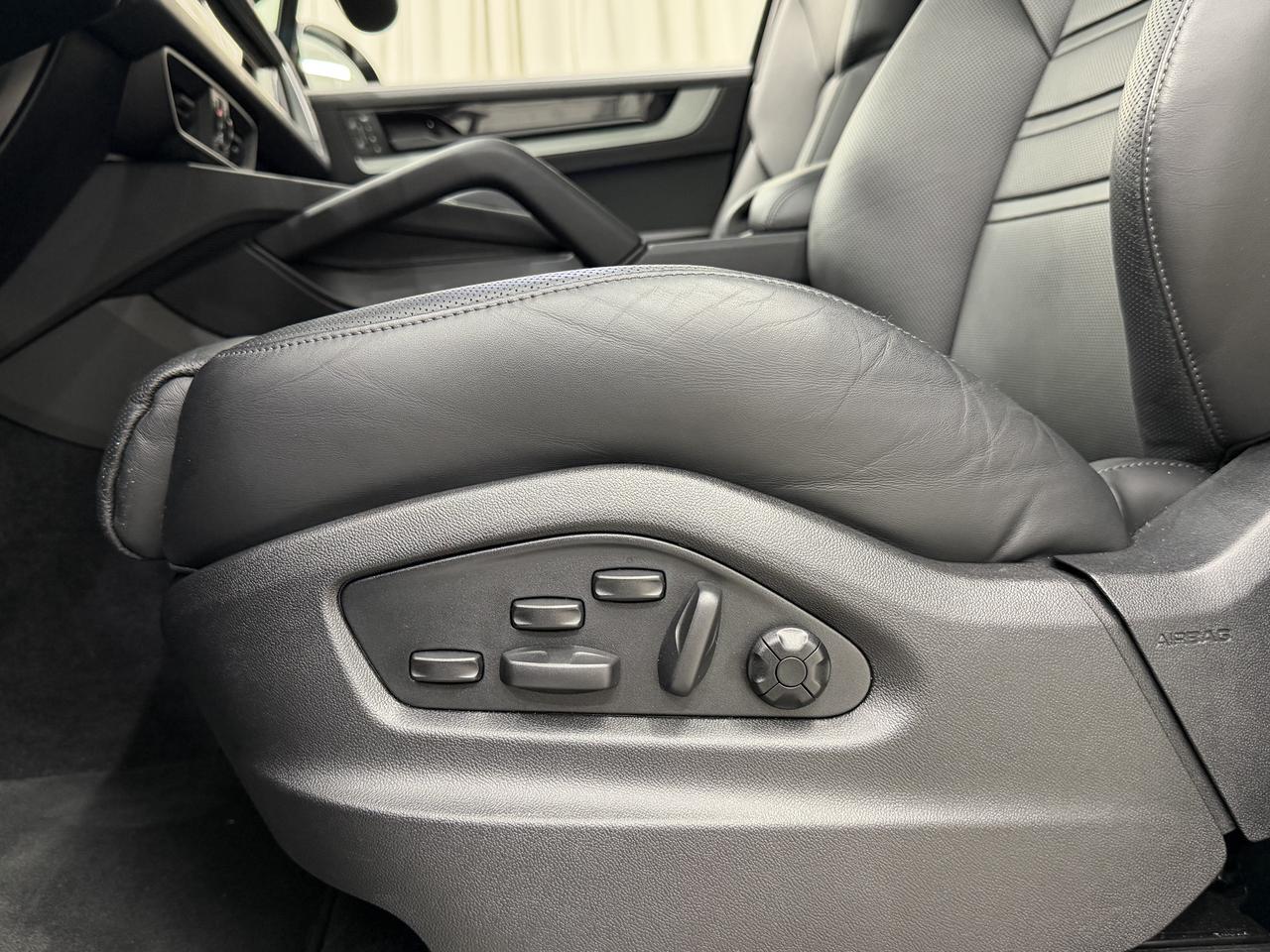 2026 Porsche Cayenne Newark DE