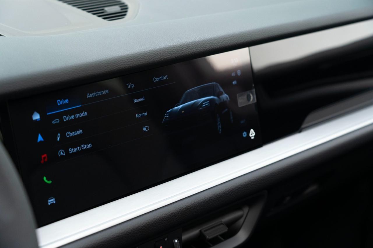 2026 Porsche Cayenne Pompano Beach FL