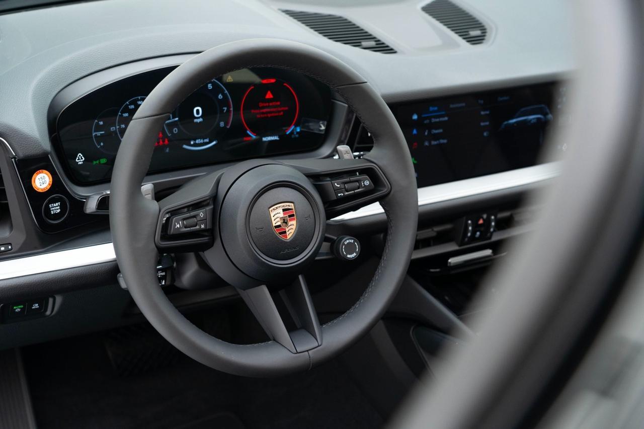 2026 Porsche Cayenne Pompano Beach FL