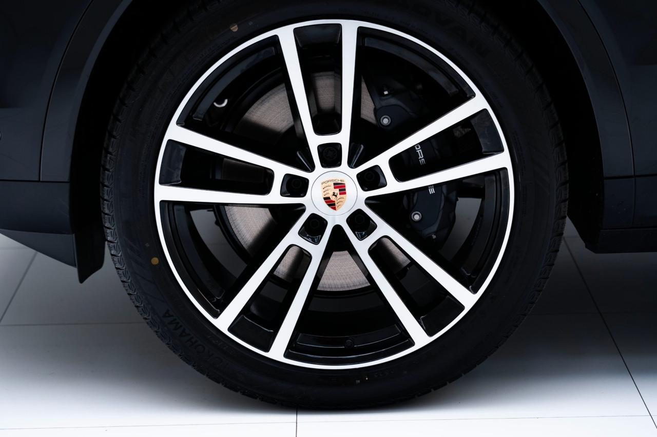 2026 Porsche Cayenne Pompano Beach FL