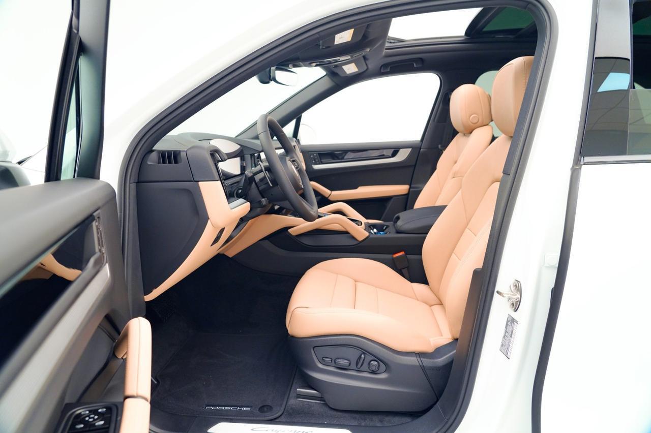 2026 Porsche Cayenne Pompano Beach FL
