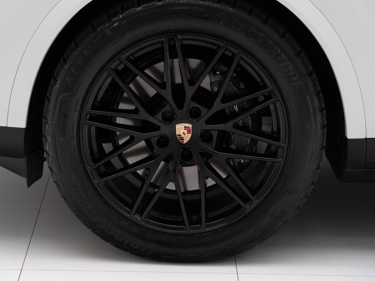 2026 Porsche Cayenne Pompano Beach FL