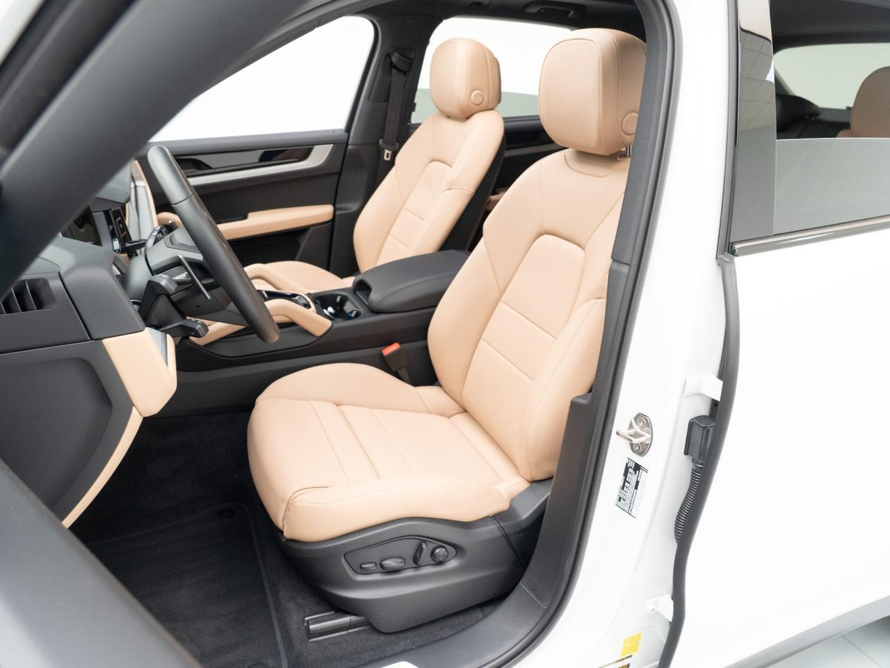 2026 Porsche Cayenne Pompano Beach FL