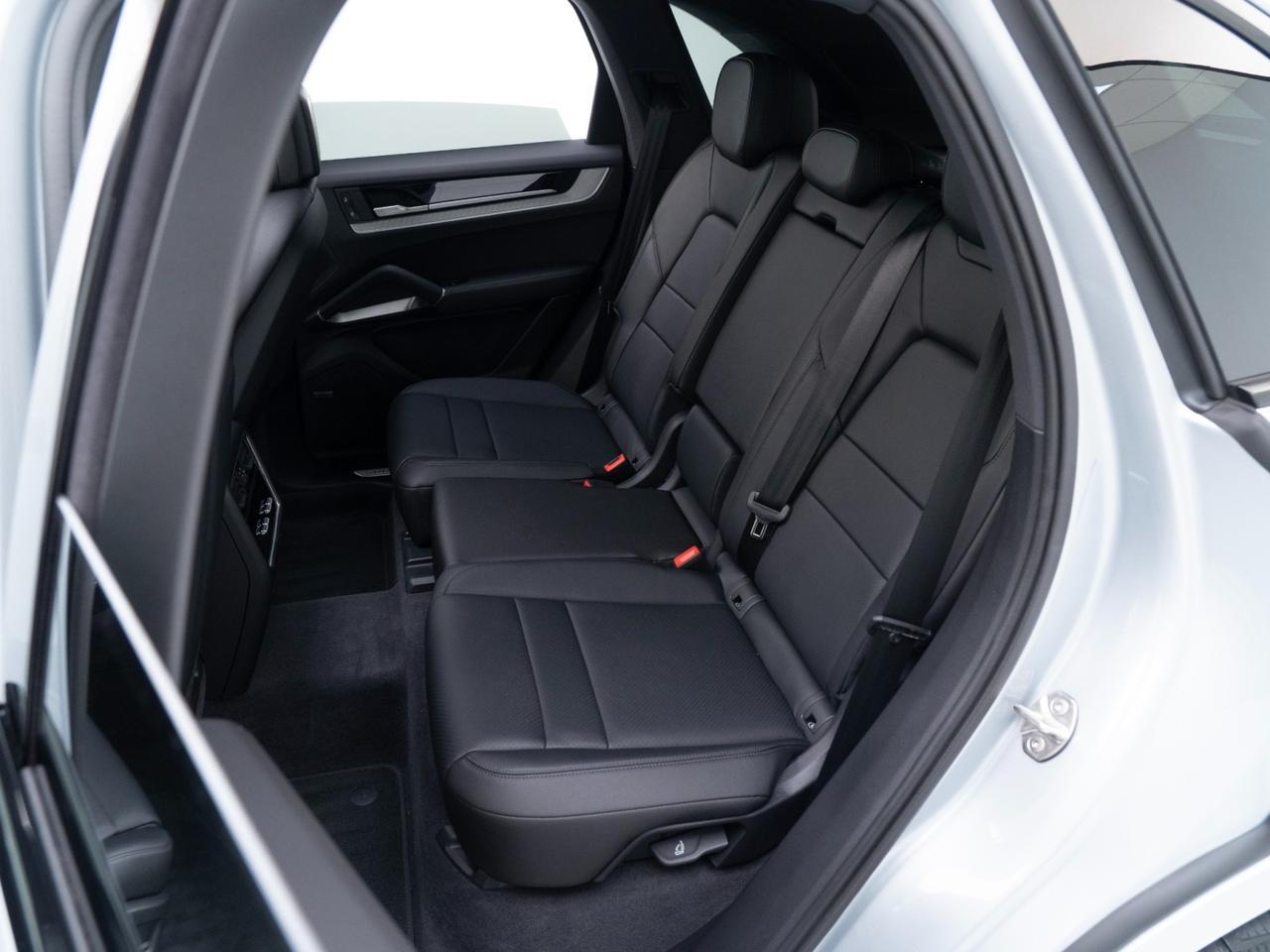 2026 Porsche Cayenne Pompano Beach FL