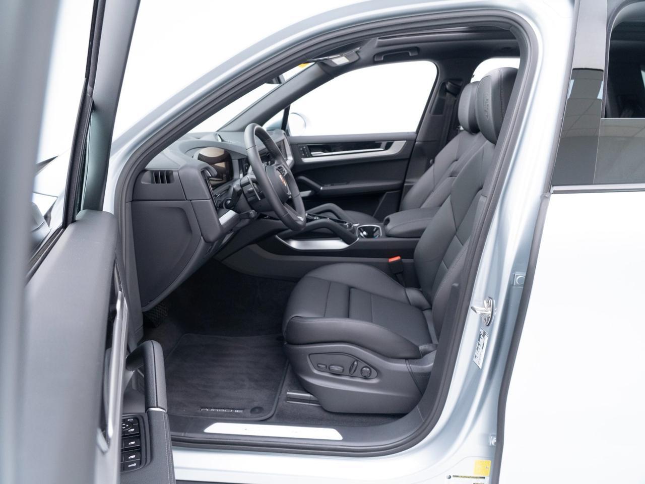 2026 Porsche Cayenne Pompano Beach FL