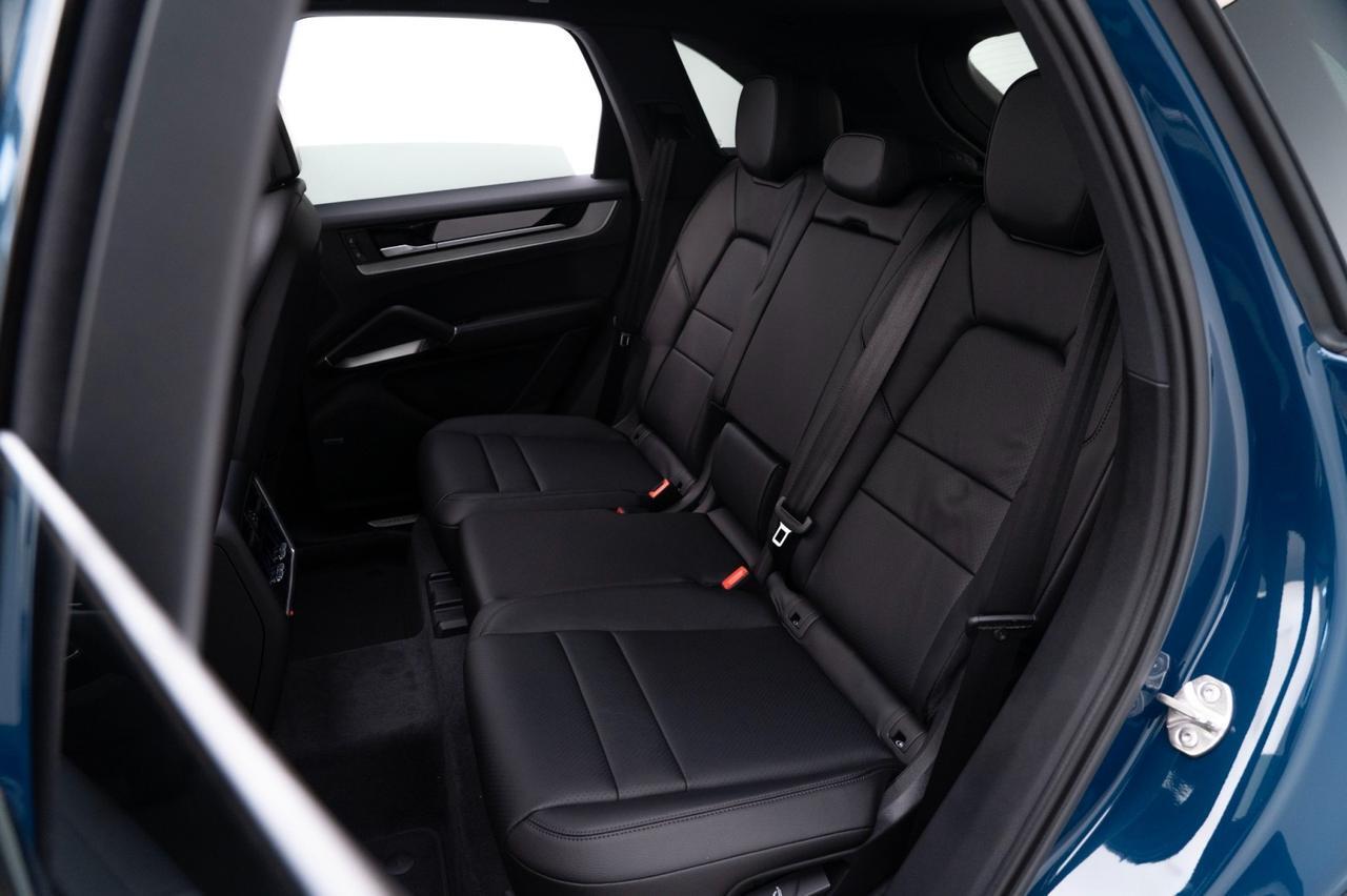 2026 Porsche Cayenne Pompano Beach FL