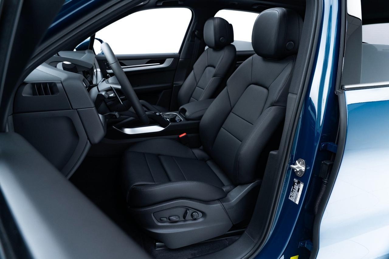 2026 Porsche Cayenne Pompano Beach FL