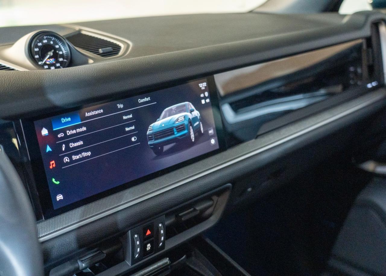 2026 Porsche Cayenne Pompano Beach FL