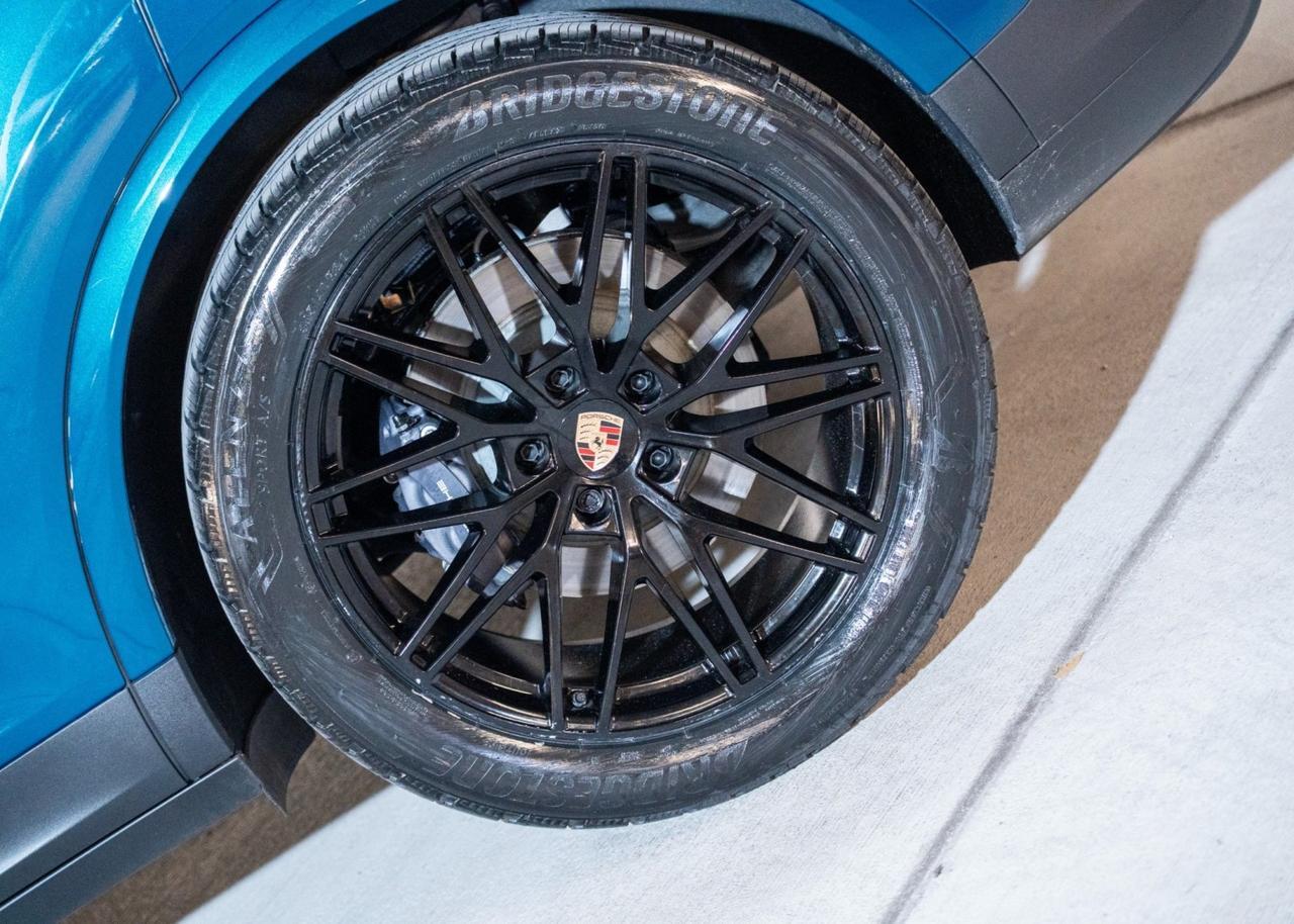 2026 Porsche Cayenne Pompano Beach FL