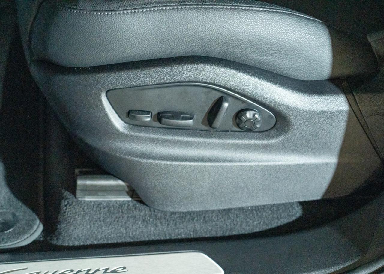 2026 Porsche Cayenne Pompano Beach FL