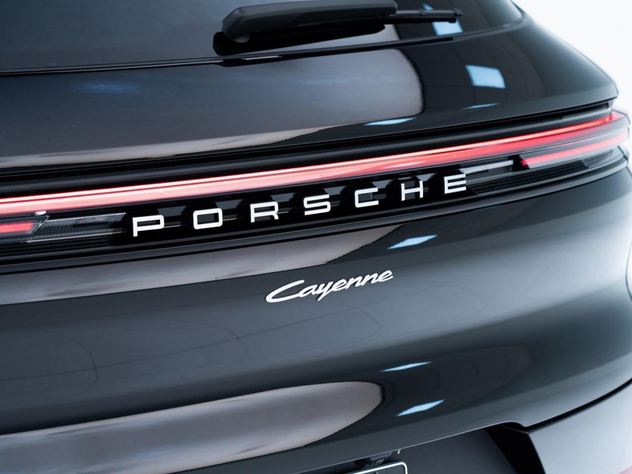 2026 Porsche Cayenne Pompano Beach FL