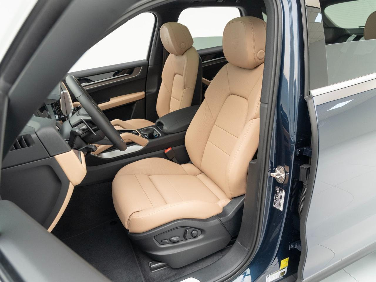 2026 Porsche Cayenne Pompano Beach FL