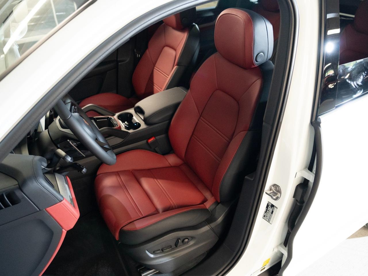 2026 Porsche Cayenne Pompano Beach FL