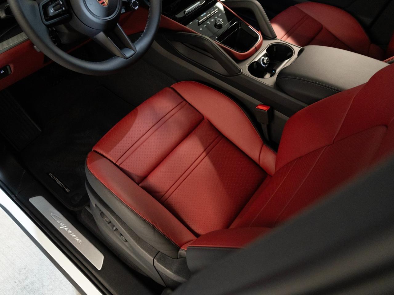 2026 Porsche Cayenne Pompano Beach FL