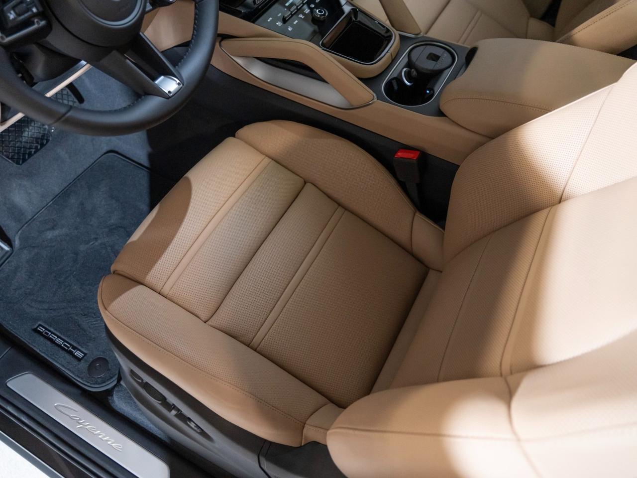 2026 Porsche Cayenne Pompano Beach FL