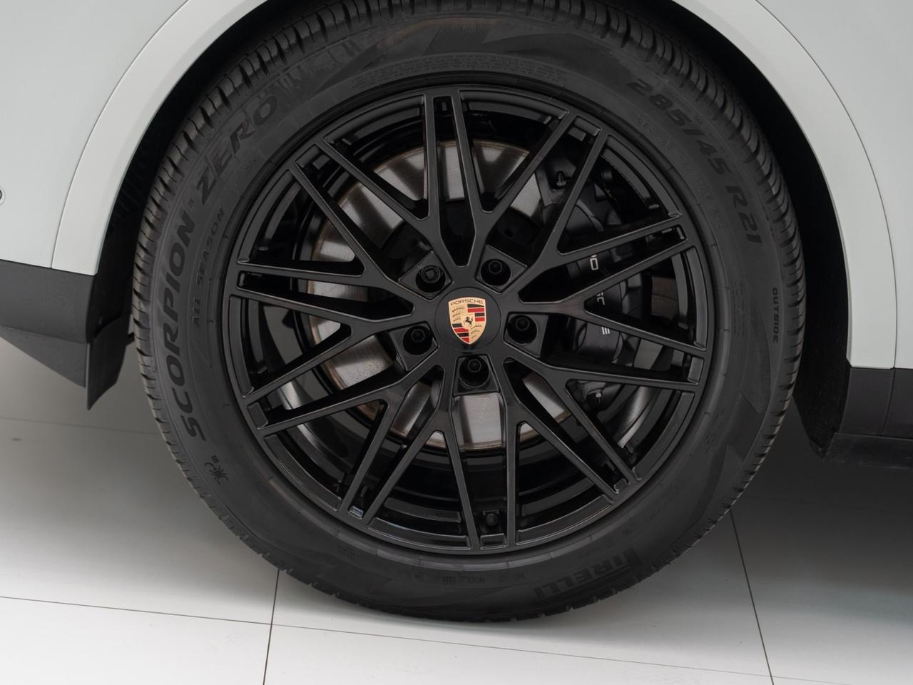 2026 Porsche Cayenne Pompano Beach FL