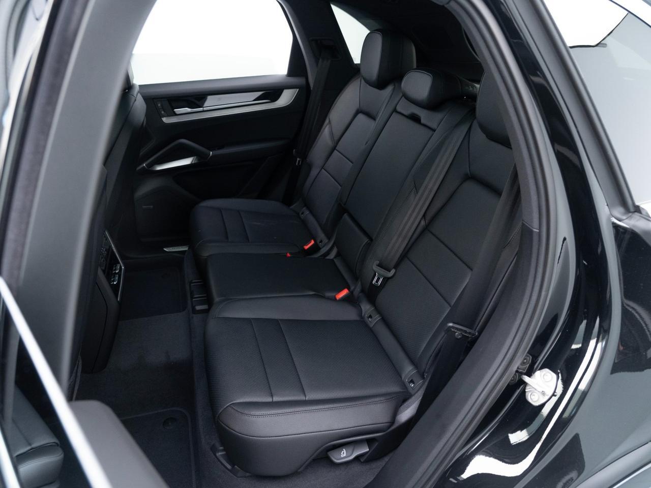 2026 Porsche Cayenne Pompano Beach FL