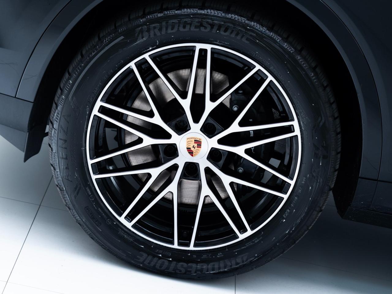 2026 Porsche Cayenne Pompano Beach FL