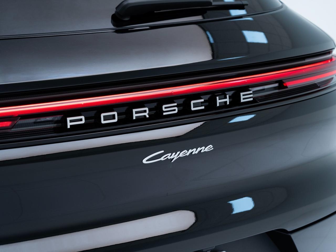 2026 Porsche Cayenne Pompano Beach FL