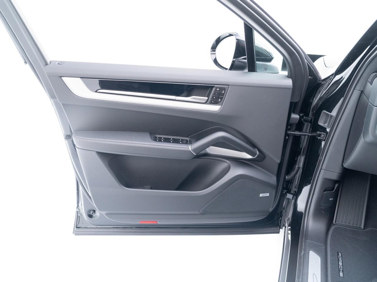 2026 Porsche Cayenne Pompano Beach FL