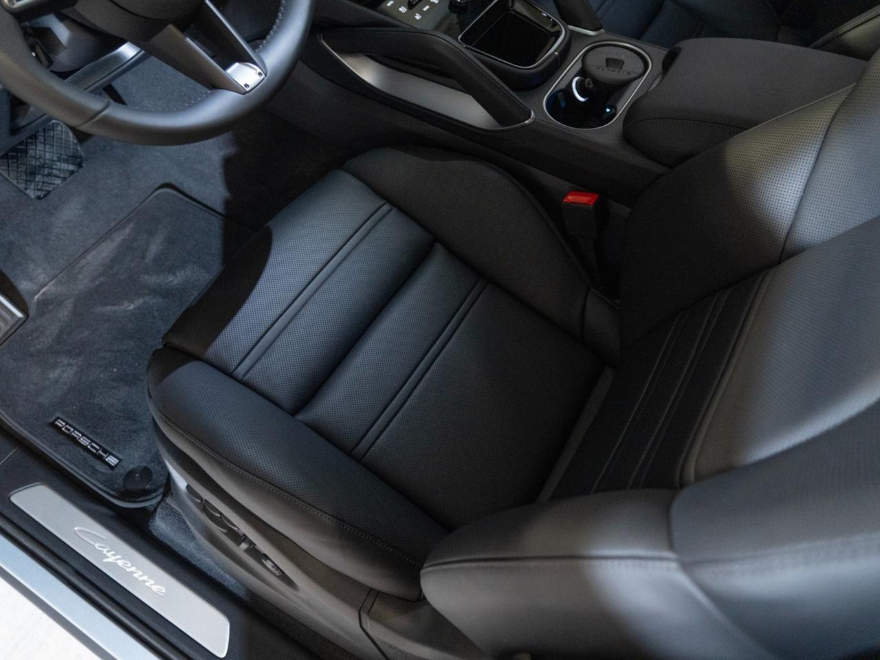 2026 Porsche Cayenne Pompano Beach FL