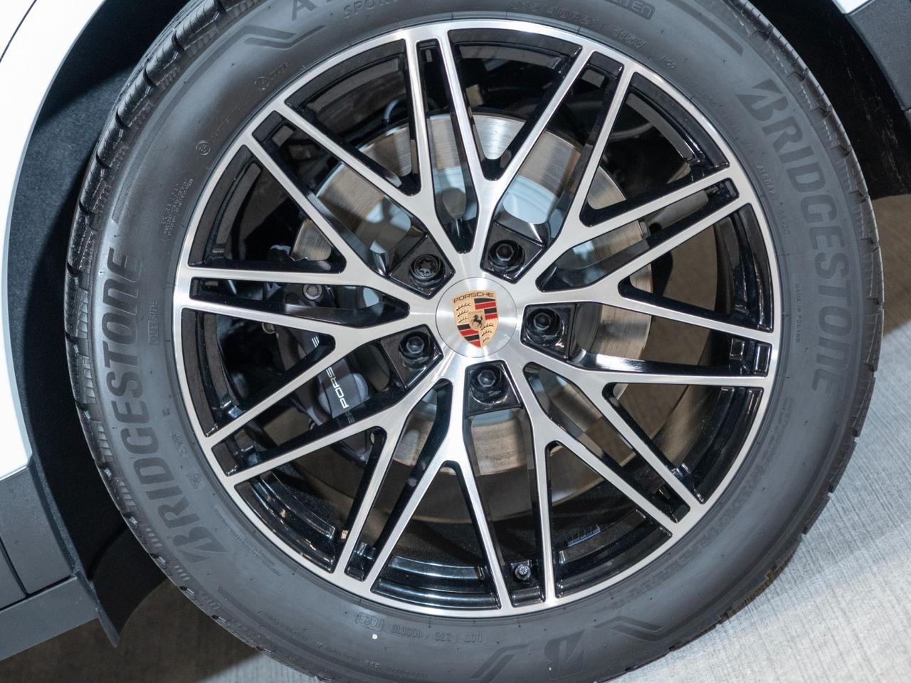 2026 Porsche Cayenne Pompano Beach FL