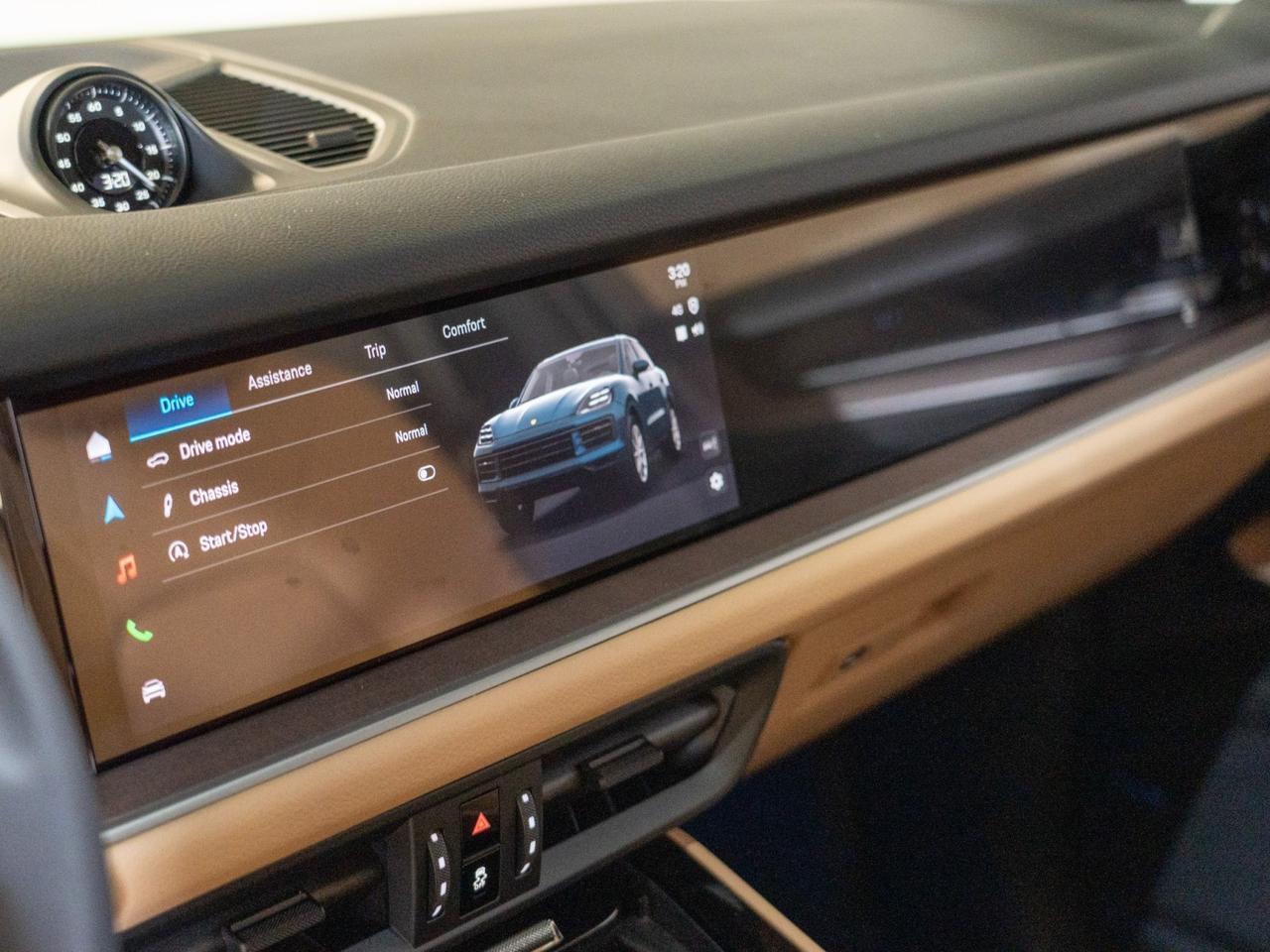2026 Porsche Cayenne Pompano Beach FL