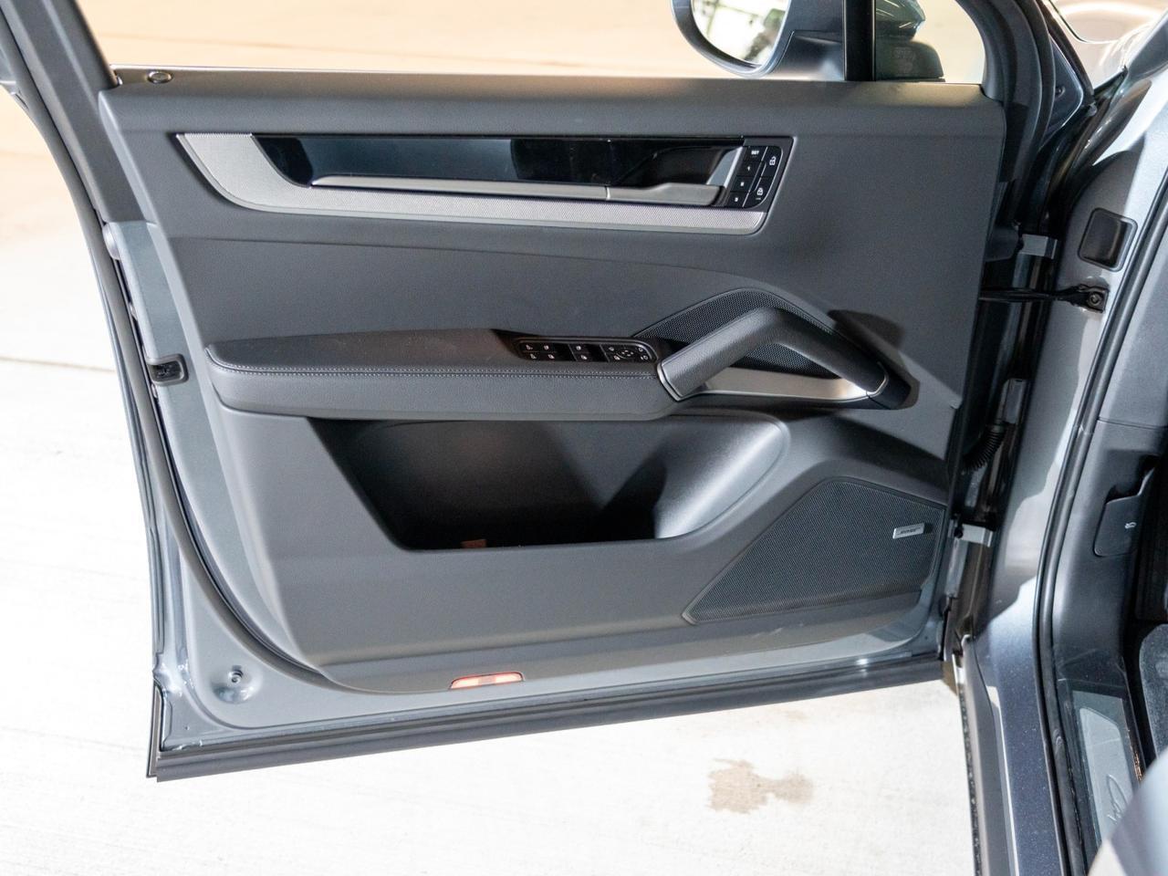 2026 Porsche Cayenne Pompano Beach FL