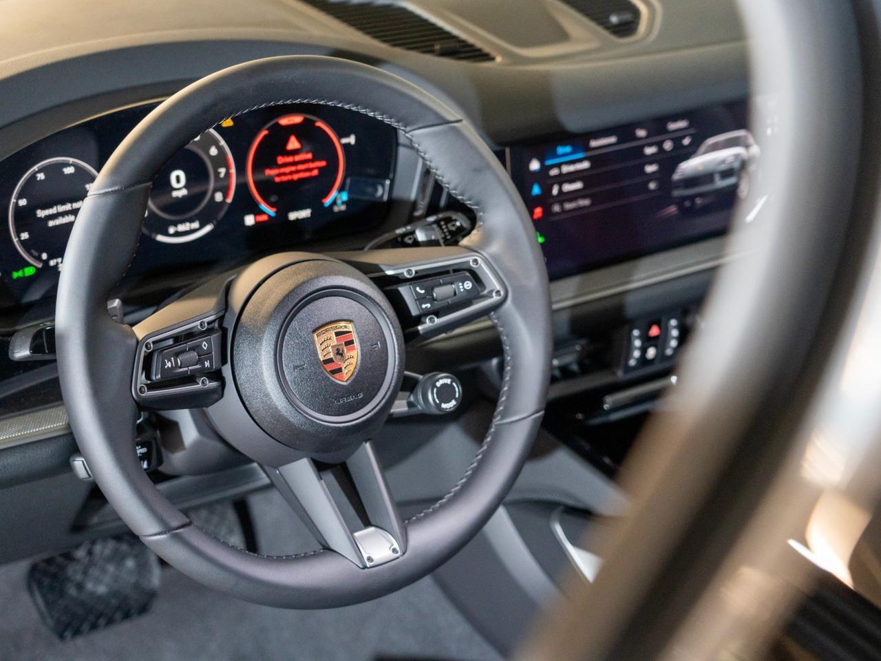 2026 Porsche Cayenne Pompano Beach FL