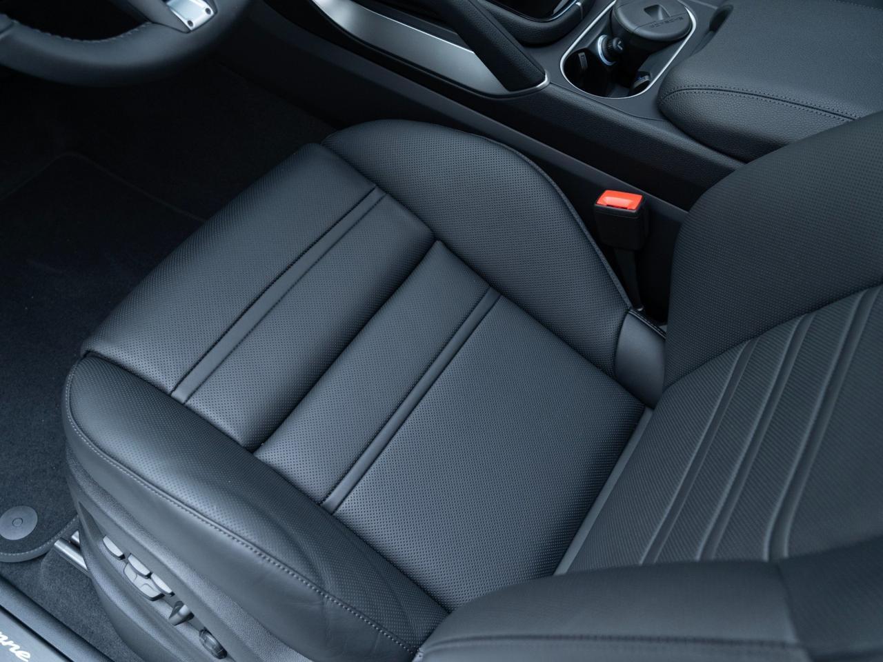 2026 Porsche Cayenne Pompano Beach FL