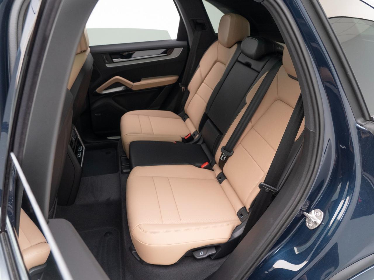 2026 Porsche Cayenne Pompano Beach FL