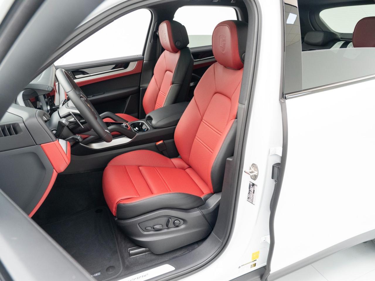 2026 Porsche Cayenne Pompano Beach FL