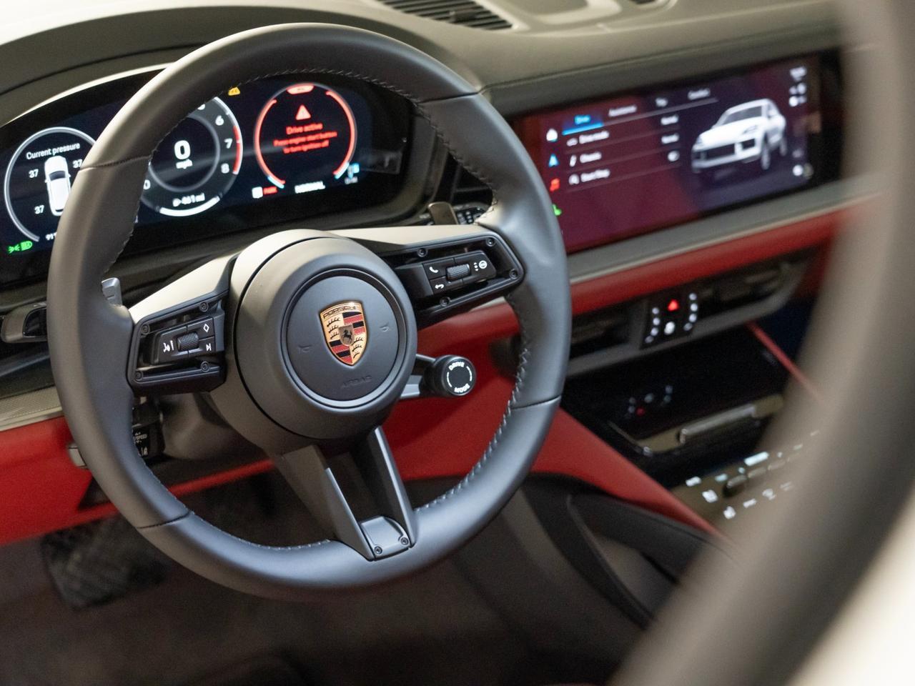 2026 Porsche Cayenne Pompano Beach FL