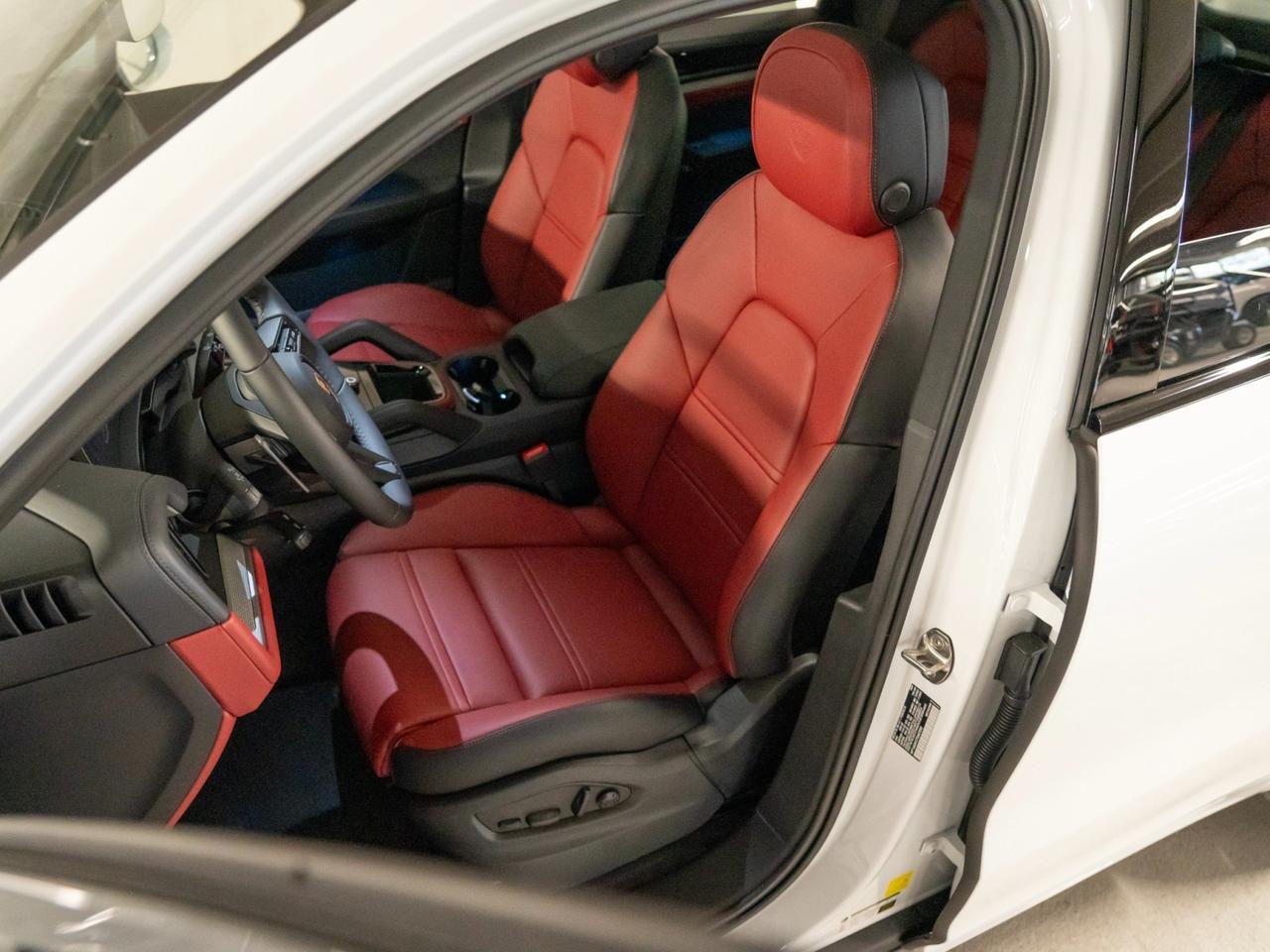 2026 Porsche Cayenne Pompano Beach FL