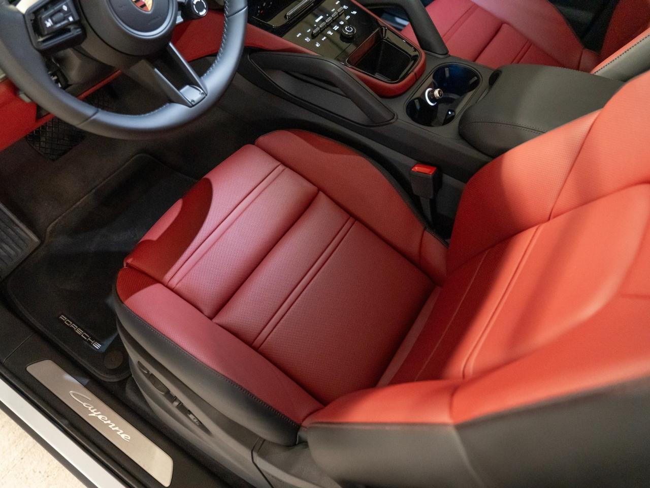 2026 Porsche Cayenne Pompano Beach FL
